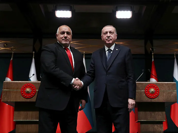 Son dakika: Başkan Erdoğan'dan sınır kapılarının göçmenlere açılması hakkında çarpıcı açıklama - 2