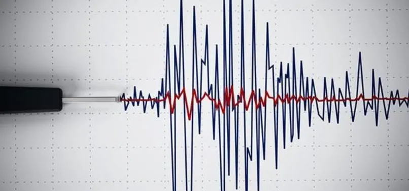 Manisa’da 1 saat arayla 2 büyük deprem