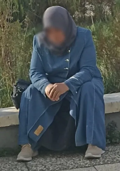 annesini-8-yerinden-bicaklamisti-mahkemede-kan-donduran-sozler-allah-rizasi-icin-oldurmeye-calistim-1698912722451.jpg Annesini 8 yerinden bıçaklamıştı! Mahkemede kan donduran sözler: Allah rızası için öldürmeye çalıştım - 3
