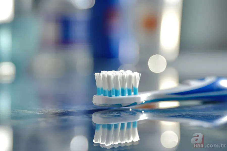 Yanlış yapıyorsunuz! Uzmanlar uyardı: Diş fırçalamada her gün yaptığınız yanlışlar 3