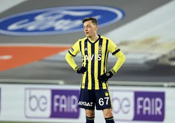 İspanya ve İngiltere Mesut Özil'i konuşuyor! Fenerbahçe Mesut ile batıyor