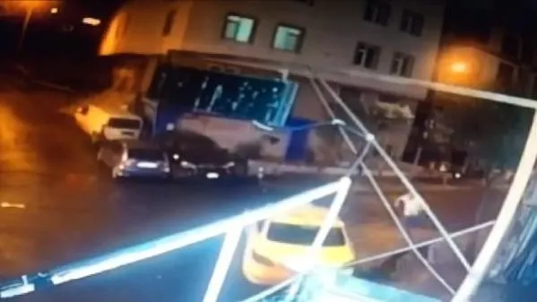 Şişli’de şoke eden cinayet anı! Kurşuna havada yakalandı - 2