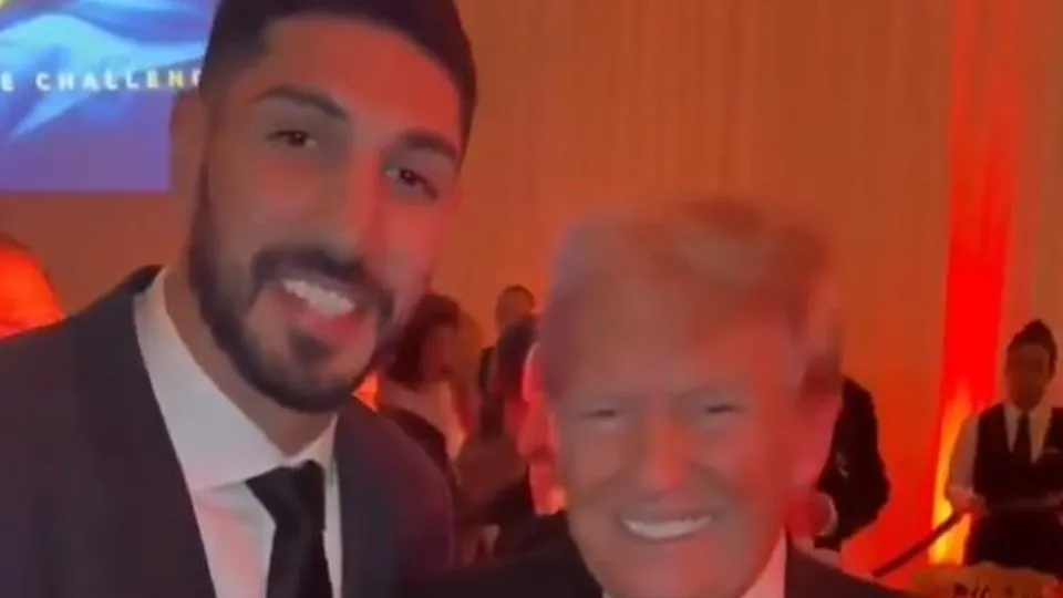 ABD Başkanı Donald Trump FETÖ’cü Enes Kanter’i evindeki partiye davet etti
