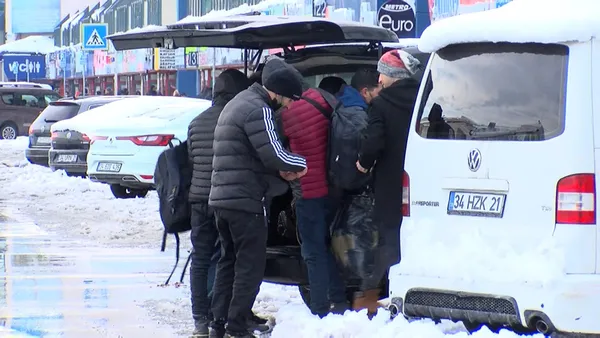 Simsarlar iş başında! Birkaç lira için yasağı deldiler - 3