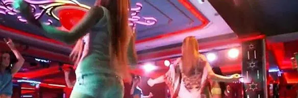 1669532553805.jpg Paraları pavyonda yiyen çete üyelerine operasyon! 17 ilde 40 gözaltı - 1