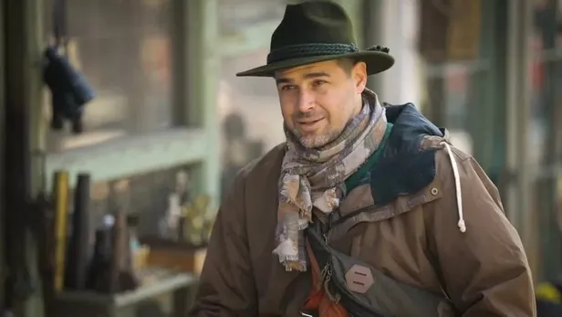 Reshad Strik nereli? Ailenin Yeni Üyesi Reshad Strik kimdir, Müslüman mı? İşte hayatı...