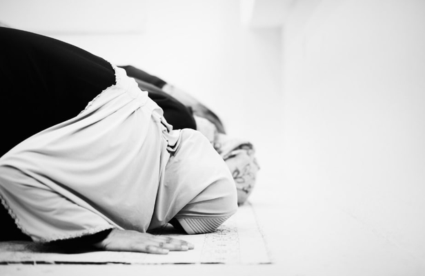 mevlid-kandilinde-hangi-zikir-ve-tesbihler-cekilir-tesbih-namazi-nasil-kilinir-1756732853624.jpg Mevlid Kandili’nde hangi zikir ve tesbihler çekilir? (A Haber Foto Arşiv)