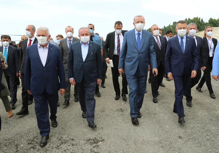 Türkiye'ye çağ atlatacak dev proje Kanal İstanbul! Vatandaş akın etti! Başkan Erdoğan'a sevgi seli