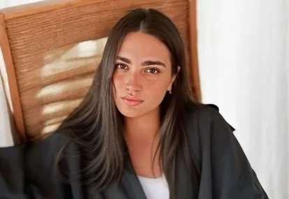 Minik yeğeniyle poz verdi! Beğeni yağdı