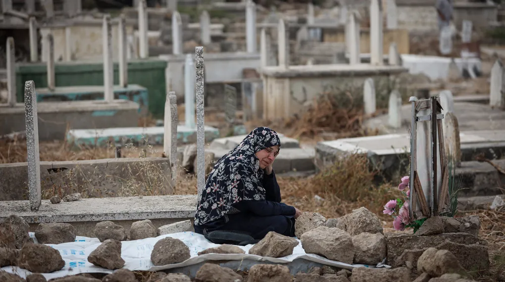 Ateşkes kağıt üzerinde kaldı: Katil İsrail masum canları katletmeye devam ediyor