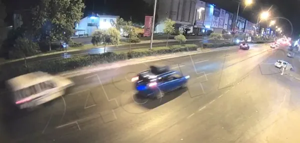 ihbara-giden-polis-araci-otomobille-carpisti-1-sehit-4-yarali-1628047552377.jpg İhbara giden polis aracı otomobille çarpıştı! 1 şehit, 4 yaralı - 1
