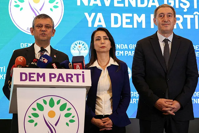 DEM Partisi’nden CHP’ye ittifak resti: İlk yardım çantası değiliz, yedek güç değiliz