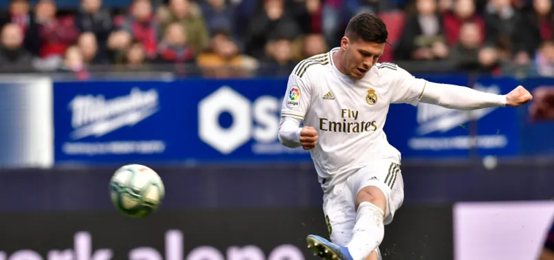 Real Madrid'de Luka Joviç karantinadan kaçtı!