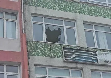 İstanbul'da korkunç olay! Önce dövdüler sonra camdan attılar