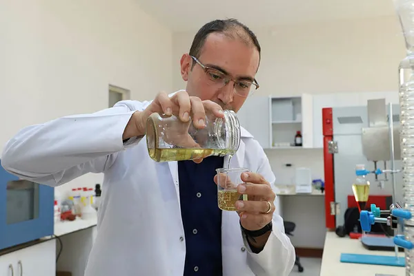 Türkiye'den atık bitkisel yağlardan biyodizel üretimi! Yakıt konusunda dışa bağımlılık azalacak | "Dizel yakıtı ile karıştırılarak..." - 6