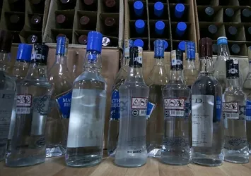 İstanbul'da sahte içki operasyonu! 2.5 ton ele geçirildi