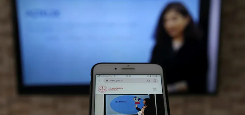 EBA TV Lise tekrarı izle: 9, 10, 11, 12. sınıf EBA TV ders tekrarları videoları canlı izle