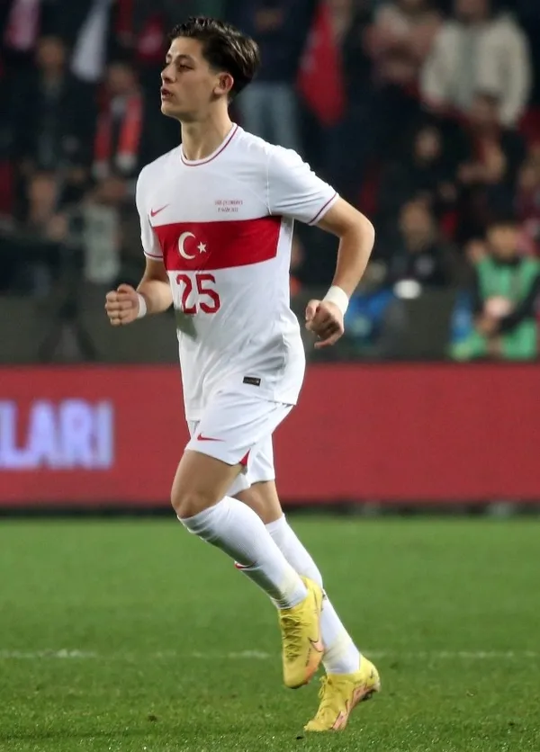 a-milliler-gaziantepte-guldu-cekyayi-2-golle-ugurladik-1668884274268.jpg A Milliler Gaziantep'te güldü: Çekya'yı 2 golle uğurladık - 5