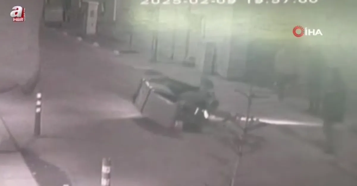 Sokağa ani çıkan çocuğa motosiklet çarptı