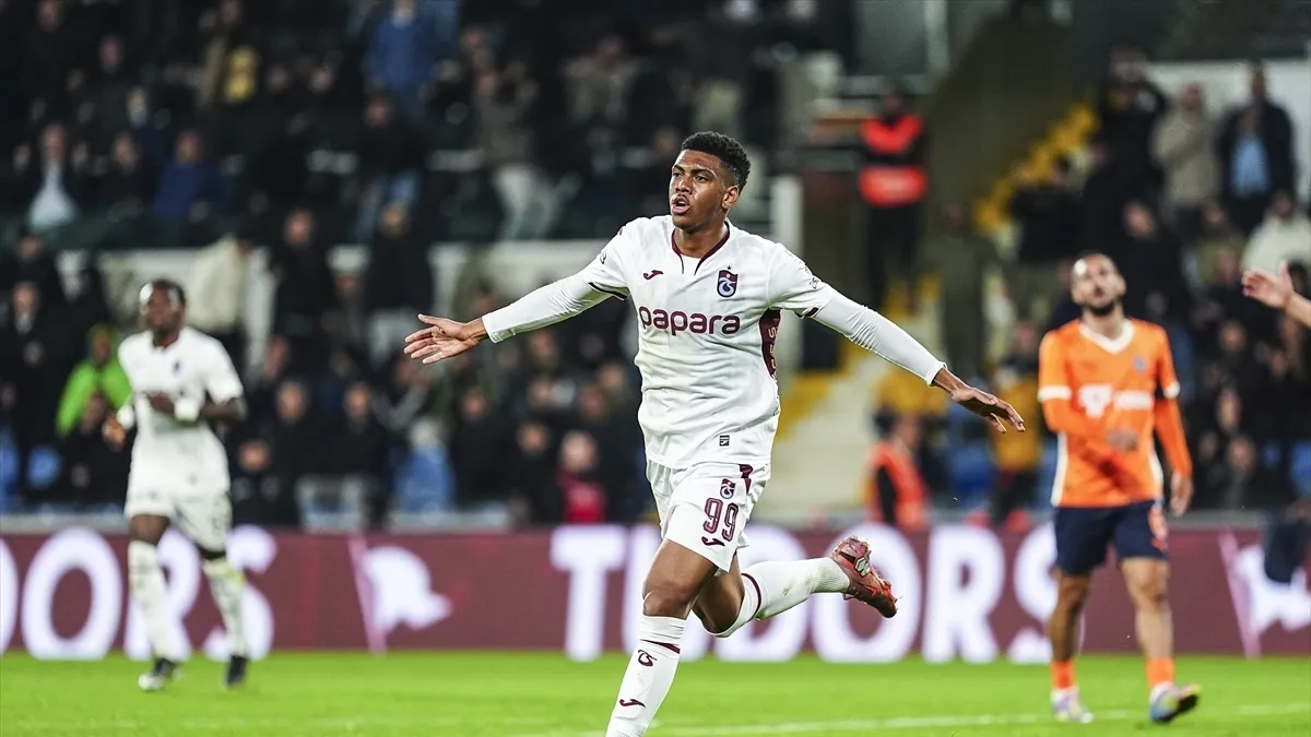 Gol düellosunda kazanan fırtına! Trabzonspor Başakşehir'i evinde mağlup etti