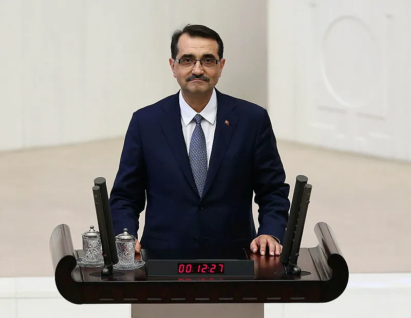 Yeni bakanlar Meclis'te yemin etti