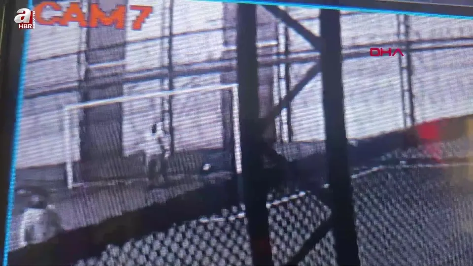 Halı sahada kalp krizi geçirip, öldü