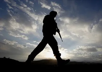 Son dakika: İdlib'de 1 asker şehit oldu