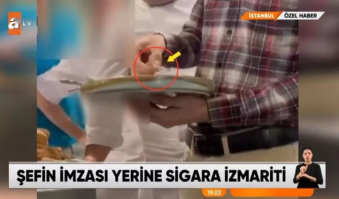 istanbulda-unlu-restoranda-soke-eden-olay-yemegin-icinden-cikani-gorunce-inanamadilar-o-anlar-kayit-altinda-ba-1715327184803.jpeg İstanbul'da ünlü restoranda şoke eden olay! Yemeğin içinden çıkanı görünce inanamadılar! O anlar kayıt altında: Bana mikrop bulaşmış olabilir mi? - 1