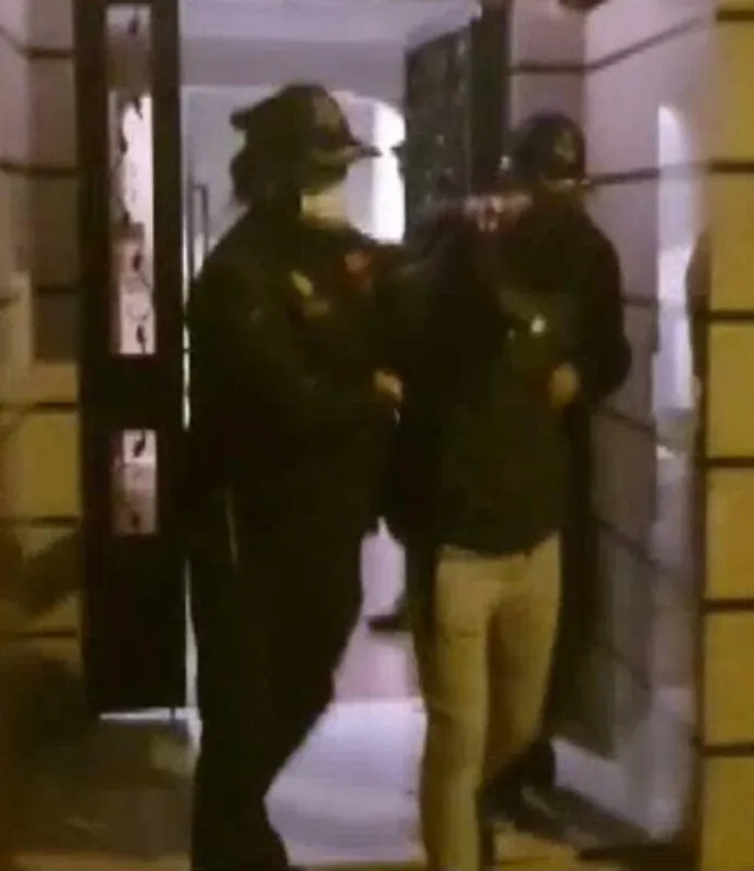 Son dakika: İzmir’de terör operasyonu! HDP’li yöneticiler de gözaltında