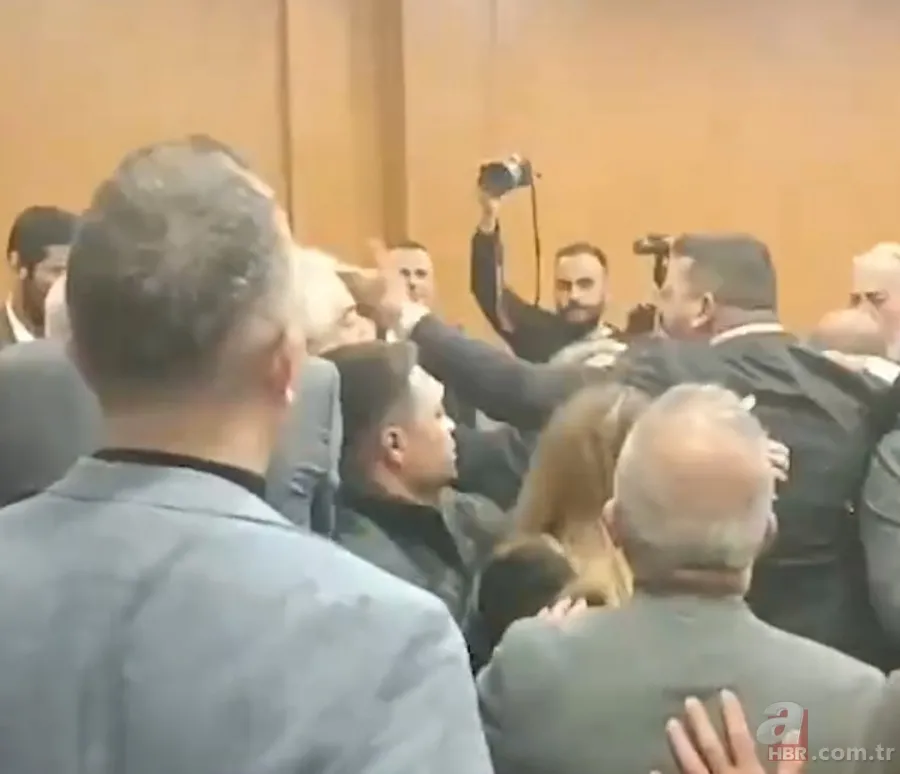 “Beni alabilecek kapasiten yok” dedi! CHP’liler birbirine girdi: Yumruk ve tehditler havada uçuştu 7