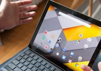 Öğrencilere 1.366 adet klavyeli tablet