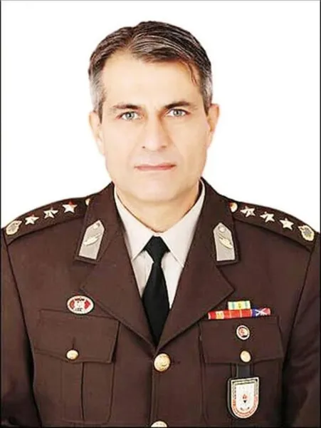 Emekli Albay Feza Güllü’nün film gibi hikayesi! Öldü diye rapor verildi hastanede dirildi - 1