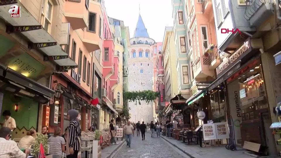 Galata Kulesi’nden düşen Naci G. hayatını kaybetti