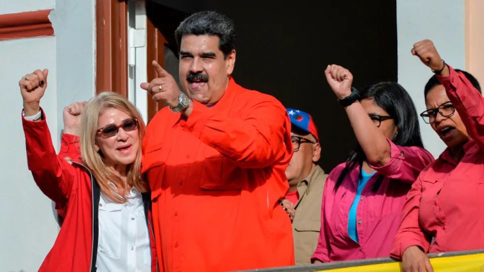 Maduro'dan seferberlik çağrısı