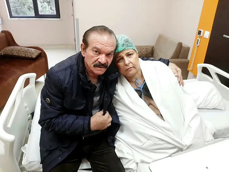 1587536450149.jpg Doktorlar arasında ‘Ben bu hastaya bakmam’ kavgası kamerada - 1