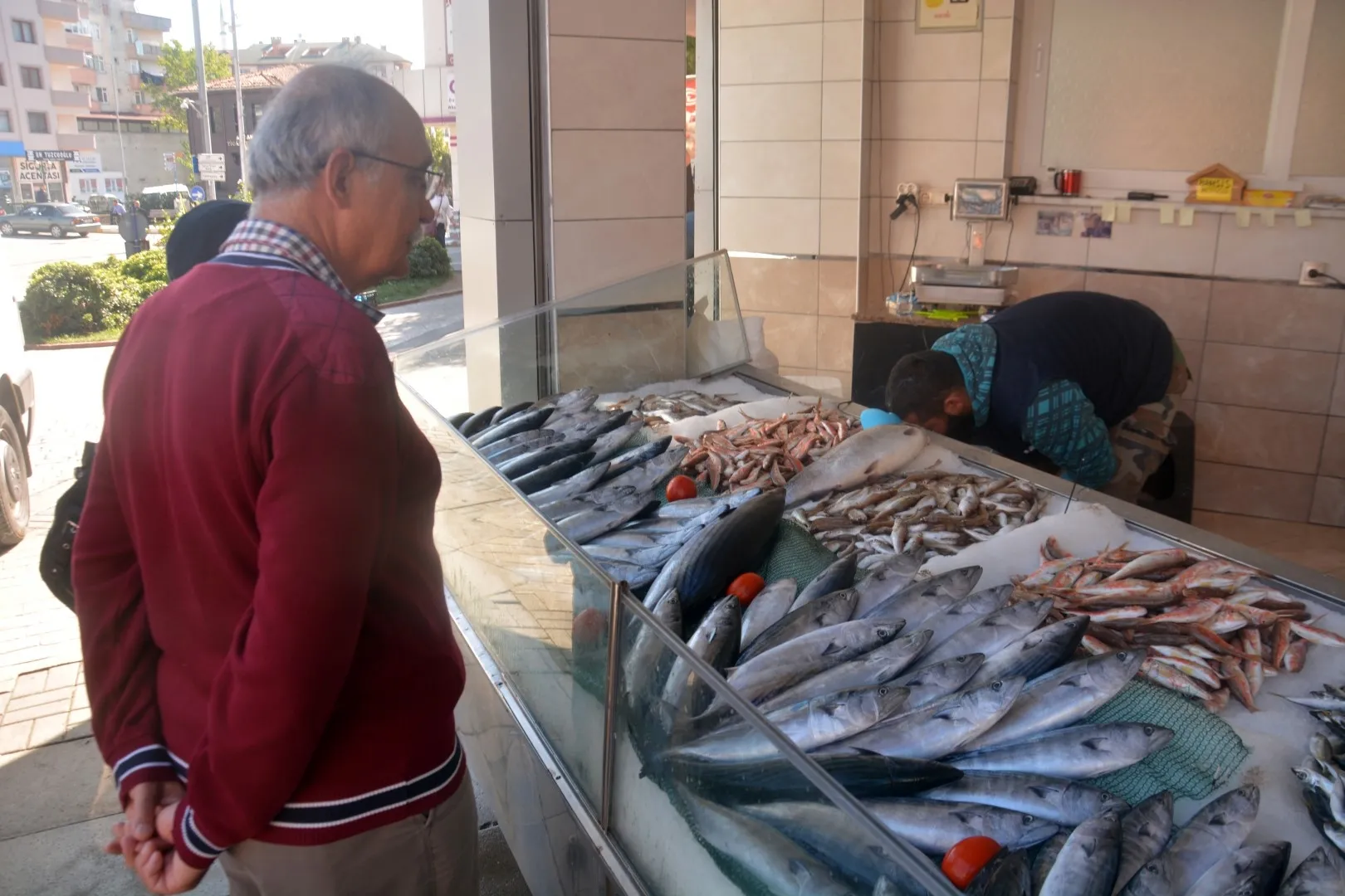 Balıkçıların ağlarına 'zindandelen balığı' takıldı