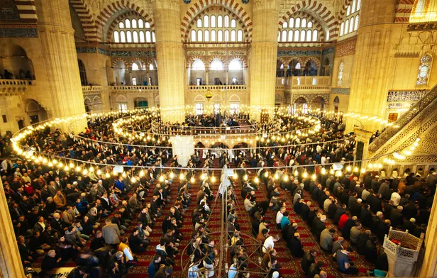 İlk teravih bugün mü? 1 Nisan teravih namazı var mı? 2022 Ramazan'ın ilk teravih namazı ne zaman, hangi gün kılınacak? - 12