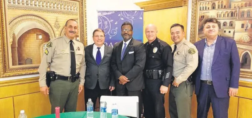 FBI FETÖ’cülerin iftarında...