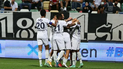 Altay: 0 Fenerbahçe: 2 | Kanarya İzmir’de galip