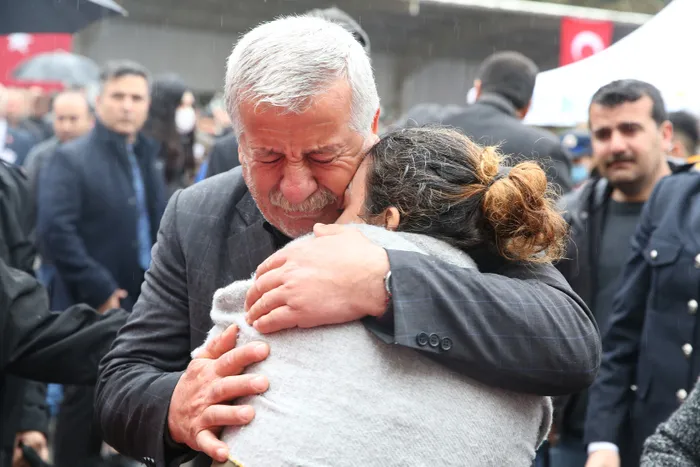 Son dakika: Komiser Yardımcısı Abdullah Yasir Binici ile polis memuru Cemal Bozkurt’u şehit eden Mehmet Aslan ölü ele geçirildi