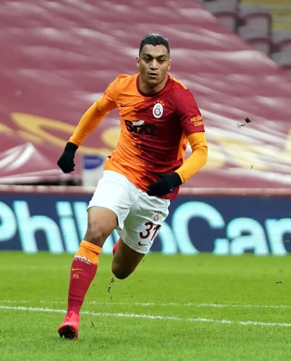 unlu-futbolcu-mustafa-muhammedin-cipinin-carptigi-yasli-adam-hayatini-kaybetti-1662297332642.jpg Ünlü futbolcu Mustafa Muhammed’in cipinin çarptığı yaşlı adam hayatını kaybetti! - 1