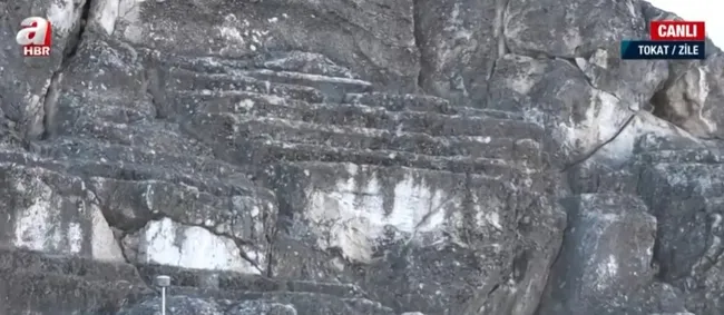 Sezar’ın ‘Geldim, Gördüm, Yendim’ dediği Zile Kalesi’nde antik tiyatro bulundu