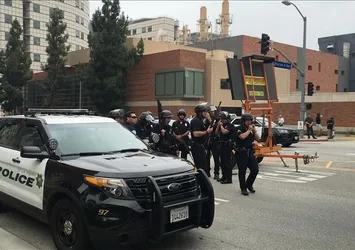 ABD'de silahlı saldırı: 1 polis öldü, 3'ü yaralandı