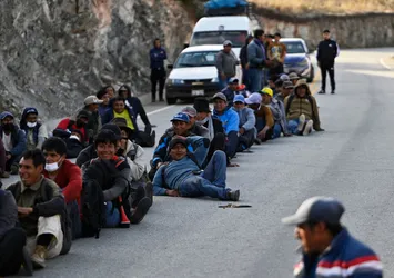 Peru'daki protestolar devam ediyor! Ölenlerin sayısı 26'ya yükseldi