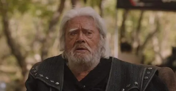 Kuruluş Osman’da Cüneyt Arkın hangi rolde? Cüneyt Arkın kaç yaşında, nereli? Aksakallılar kimdir? İşte usta oyuncunun hayatı...