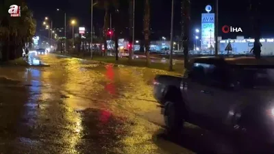 Kuşadası’nda sağanak yağış etkili oldu!