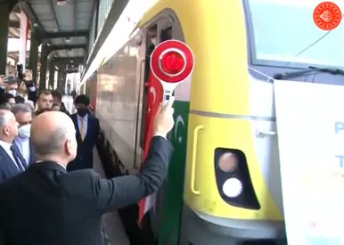 Yeniden sefere başlayan İslamabad-Tahran-İstanbul yük treni Ankara'ya ulaştı - 1