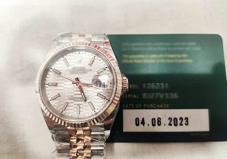 İstanbul Sabiha Gökçen Havalimanı'nda lüks saat operasyonu: Değeri 7 milyon 552 bin TL...