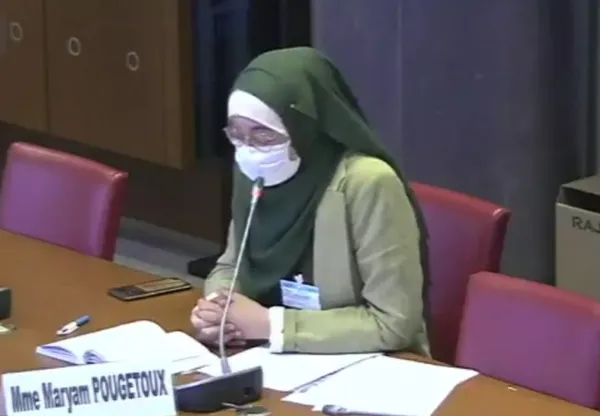 Fransa’daki faşist parti üyesinden başörtü ırkçılığı! Toplantıyı terk etti