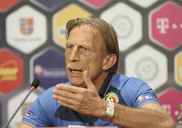 Christoph Daum Fenerbahçe'den teklif aldı mı? Flaş yanıt